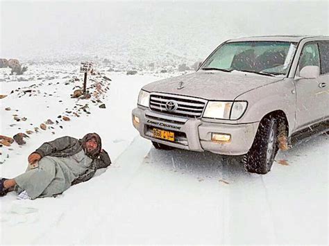 Oman gets snowfall as temperatures plummet | Oman – Gulf News