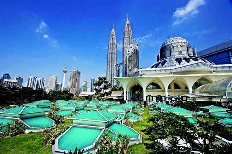 Malaysia Tourism expects to attract 7,00,000 visitors from India