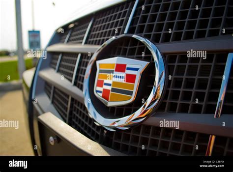 Cadillac emblem hi-res stock photography and images - Alamy