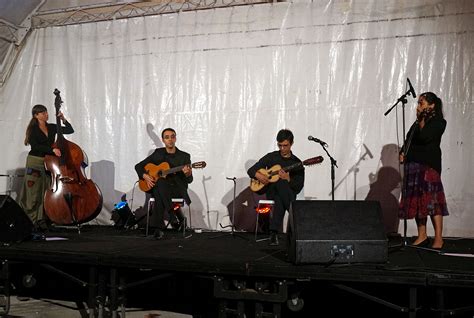 Traditional Portuguese Folk Music – Matt & Jessica's Sailing Page