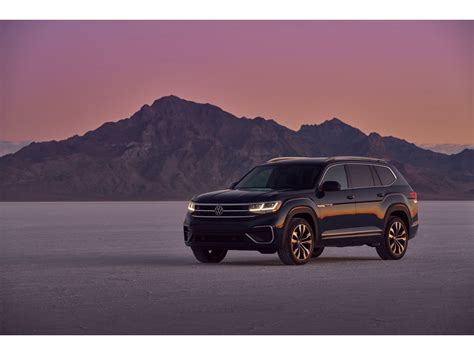 2022 Volkswagen Atlas Pictures: | U.S. News