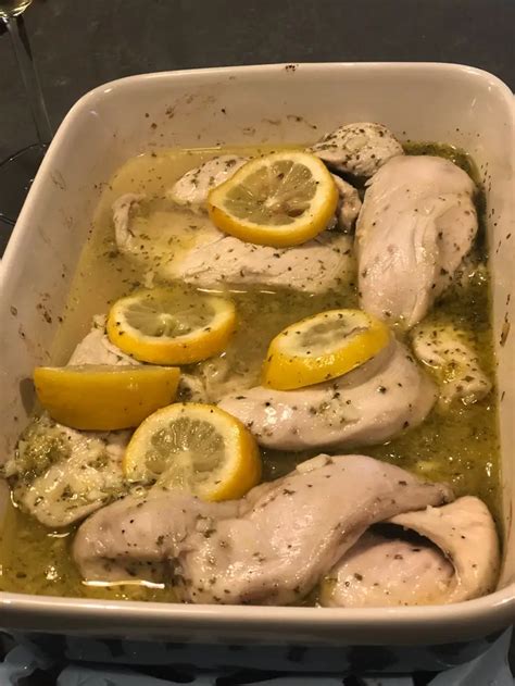 Lemon & Garlic Chicken - Slow cooker style - The Batch Lady