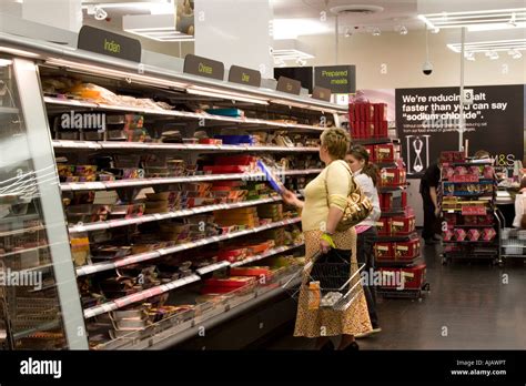 Marks & Spencer Food Hall - Hemel Hemptead - Hertfordshire Stock Photo - Alamy