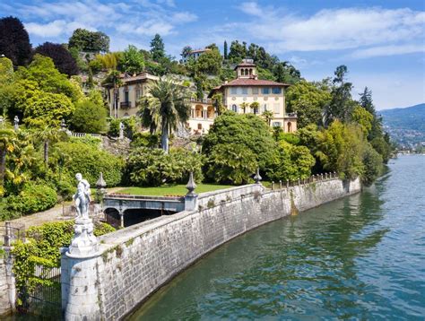 Historic Villa For Sale on Lake Maggiore, Italy — Francis York