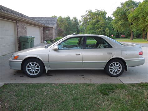 2001 Toyota camry le specs