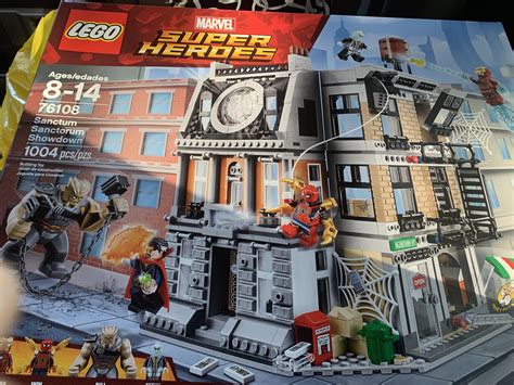 I got the Sanctum Sanctorum Showdown set! But I can’t open it until Christmas. : r/lego