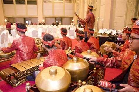 KUALA LUMPUR, MALAYSIA 12 JULY 2017: Group of Malaysian with Songket ...