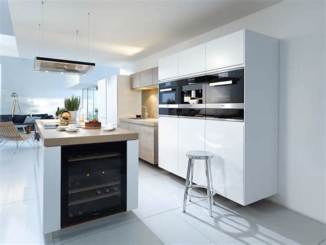 Miele Chromastahl | Miele kitchen design, Kitchen remodel, Modern kitchen