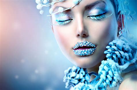 Winter Beauty Woman 4k Ultra HD Wallpaper and Background Image | 4000x2630 | ID:531380