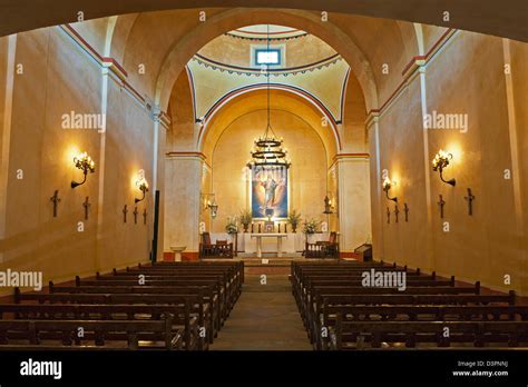 Interior and altar, Mission Nuestra Senora de la Purisima Concepcion de Acuna (1731), San ...