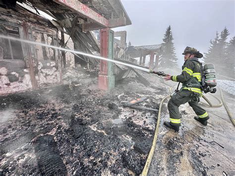 Fire destroys lodge at Hurricane Ridge | Sequim Gazette