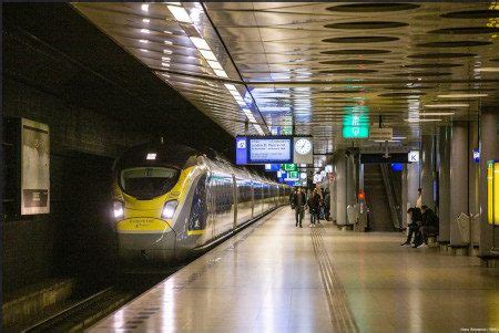 Amsterdam Airport Train Station ↔ City Centre | Travel Guide 2025