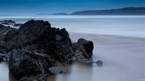 Freshwater west beach, Wales [5963x3354] [OC] : r/EarthPorn