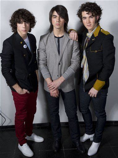 Jonas Brothers' Virgin Pride: Boyband Shows Off Purity Rings | HuffPost ...