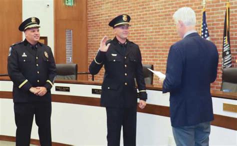 Perrysburg deputy police chief sworn in | Perrysburg Messenger Journal