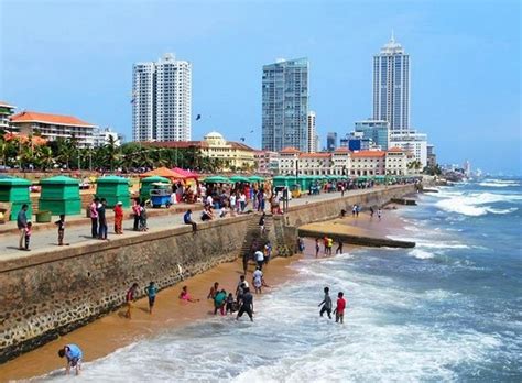 Top 3 Things to Do in Galle Face Beach Colombo