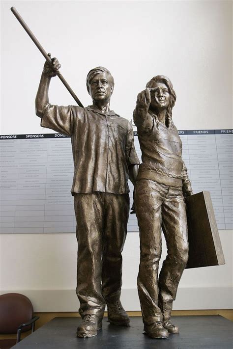 Statue of Latino labor leaders on display at Clinic Ole