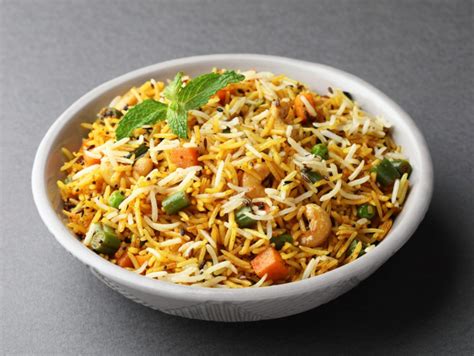 Vegan Lucknowi Biryani (Awadhi Biryani) – Herbivo