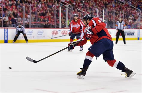 Capitals' Alex Ovechkin scores goals 500 and 501 - Chicago Tribune