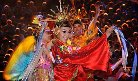 Traditional Dance: Dancing with the Locals | Southeast Asia Travel