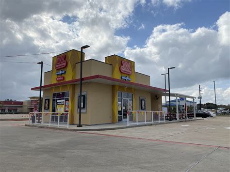 Wienerschnitzel’s tiny Houston return – Houston Historic Retail