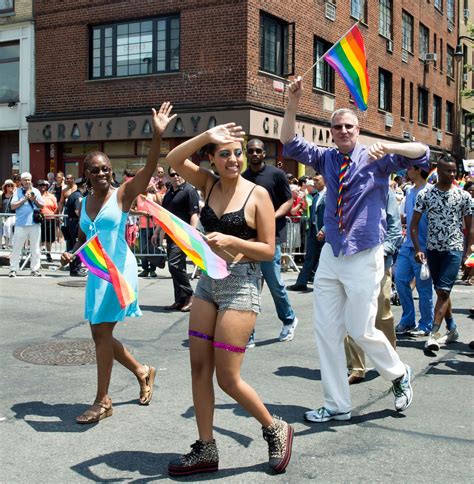 The de Blasio Family Went All Out With Their Gay Pride Parade Outfits and It Was Awesome