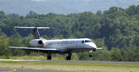 Asheville airport poised for growth, runway replacement