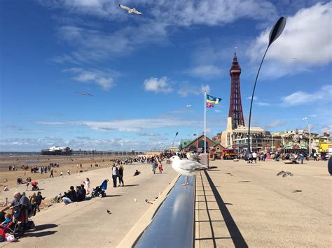 Look around Blackpool Promenade and Seafront - Live Blackpool