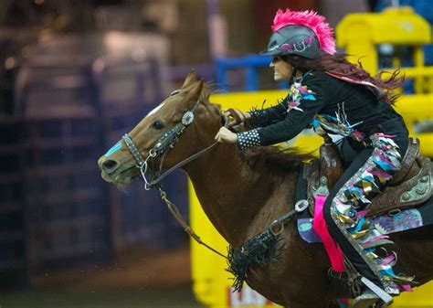 Fallon Taylor NFR round 6 | Fallon taylor, Barrel racing photos, Barrel ...