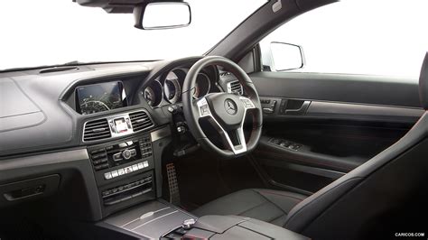 2014 Mercedes-Benz E-Class E 400 Coupe (UK-Version) - Interior | Caricos