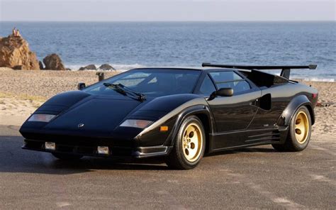 You can still get a Lamborghini Countach at a ‘bargain’ price ...