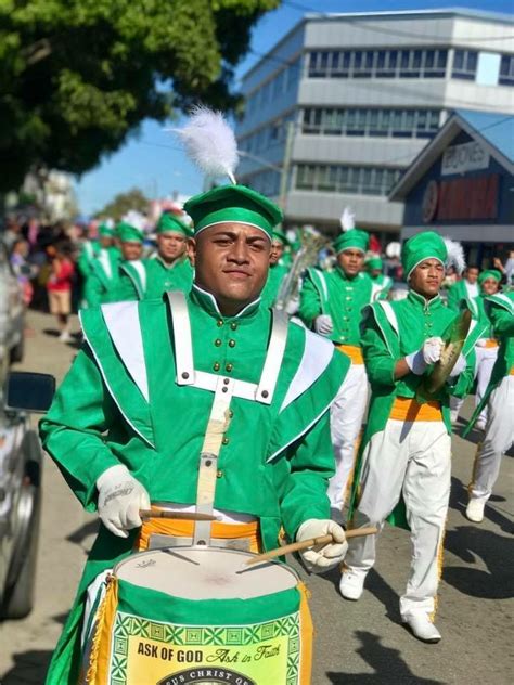 Forever Green n white. Liahona High School. This is my cousin Sonatane Longopoa ️