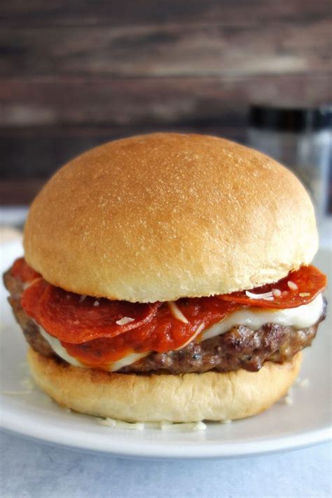 Pizza Burger Recipe - Easy & Delicious to Make at Home!