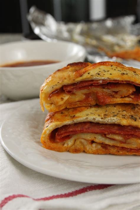 pepperoni stromboli – Bran Appetit