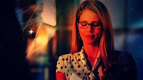 Felicity Smoak Wallpaper - Felicity Smoak Wallpaper (38409724) - Fanpop