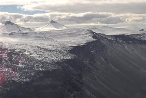 Summer in Antarctica - Photo 1 - Pictures - CBS News