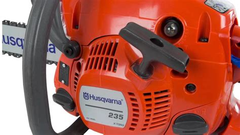 Husqvarna 235 16-Inch 34cc Gas-Powered 2-Cycle Chainsaw | 235 16 CHAINSAW - YouTube