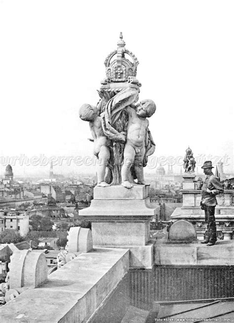 Reichstag Building. Roof decorations | Здания, Готическая архитектура, Архитектура