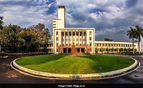 IIT Kharagpur Alumni Announces Faculty Excellence Awards, Chairs - Beattransit