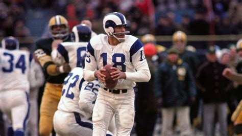 Rams legend Roman Gabriel, who won NFL MVP in 1969, dies at 83 | Fox News