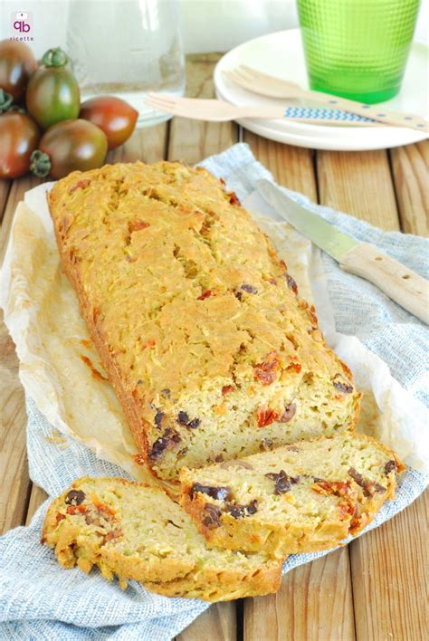 Plumcake salato con zucchine trombetta Dosa, Bread, Ethnic Recipes, Strudel, Muffin, Brot ...