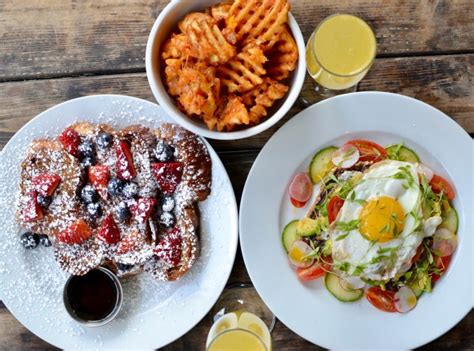 15 Best Places For Breakfast In St Louis - Midwest Explored