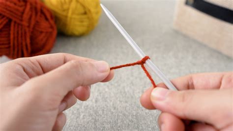 How to Make a Slip Knot: 3 Easy Ways for Beginners