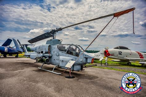 Bell AH-1W SuperCobra | Hickory Aviation Museum