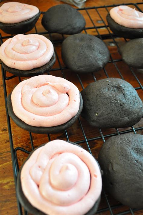 Dani Cakes: Christmas Dessert: Whoopie Pies