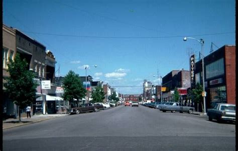 Moberly, MO - Downtown Reed Street 1976 Moberly Missouri, Online ...