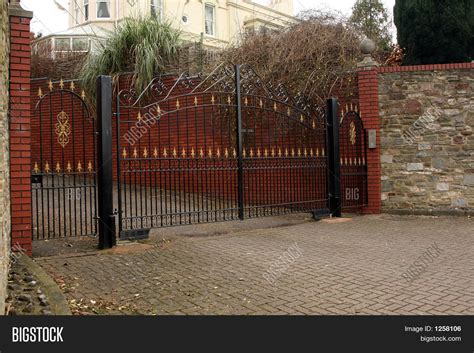 Big House Gates Image & Photo | Bigstock