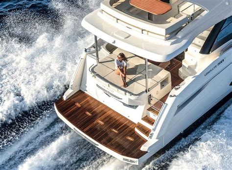 Yachting Magazine Reviews The Absolute Yachts 50 Flybridge | SI Yachts