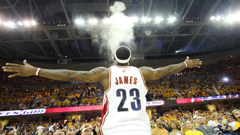 With no signature shot, LeBron James simply scores from everywhere ...