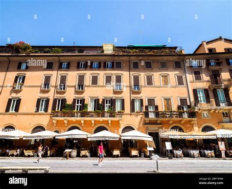 Restaurants front in Piazza Navona - Rome, Italy Stock Photo - Alamy